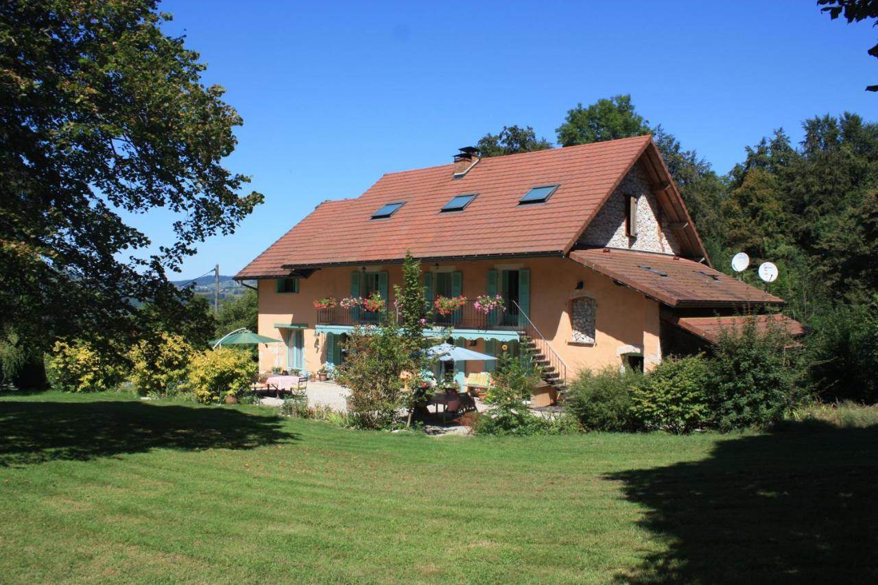 La Clairiere Du Moulin Bed & Breakfast Lepin-le-Lac Exterior photo